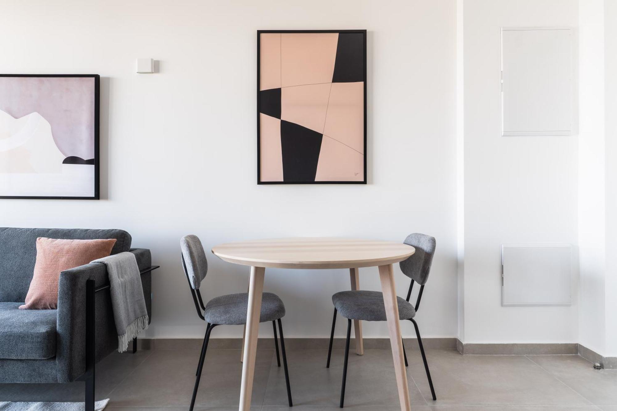 Blueground At Tzameret, High End, Balcony Apartment Tel Aviv