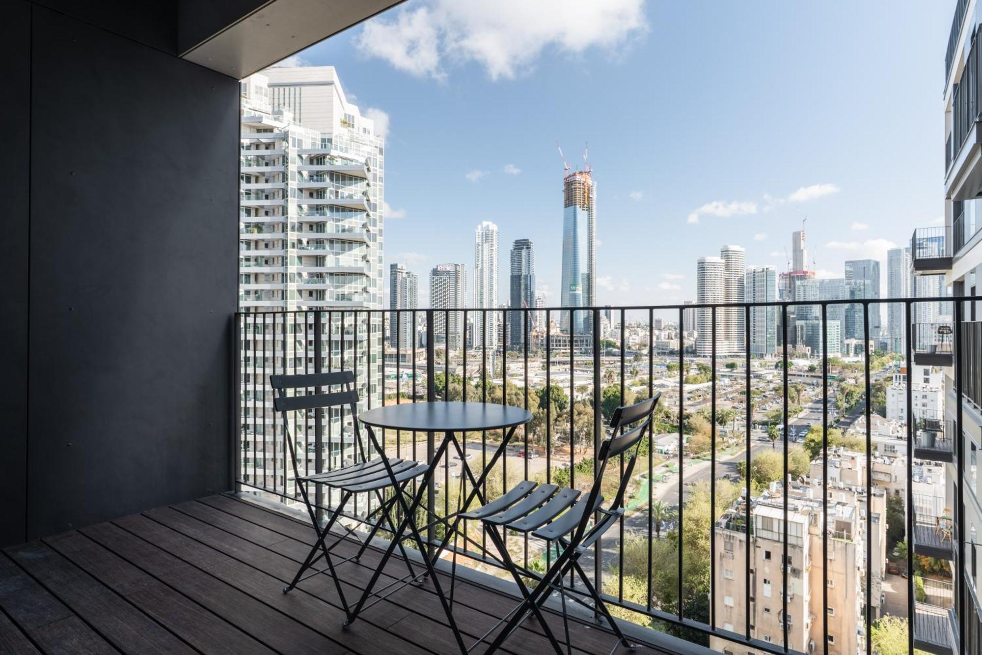 Blueground At Tzameret, High End, Balcony *